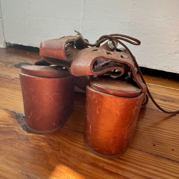 Strategia Vero Cuoio Italian Brown Leather Gladiator Block Heel Sandals Size 9.5 - Picture 2 of 8